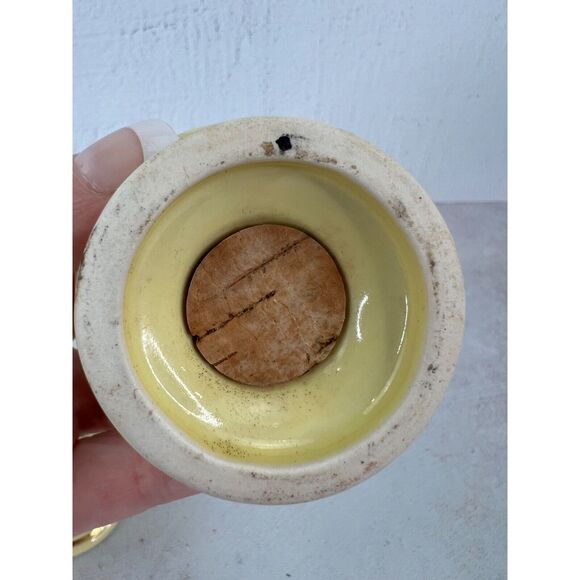 Vintage‎ Gold-Tone Ceramic Salt & Pepper Shakers MCM Cute Kitche - Picture 5 of 8